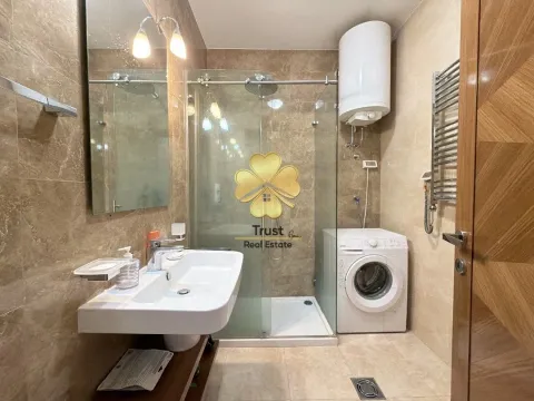 Izdavanje, dvosoban stan, 75m², Centar, Podgorica - image 11