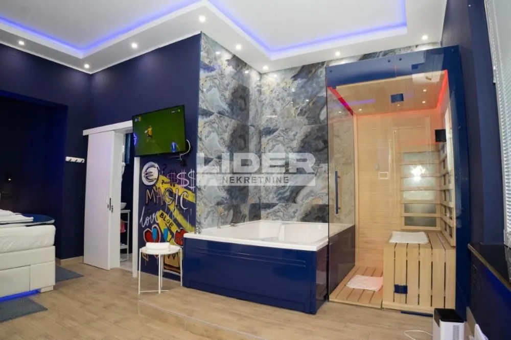 Rent, two bedroom apartment, 155m², Đeram Pijaca, Beograd