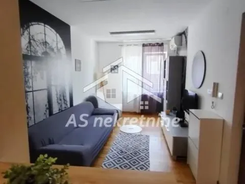 Prodaja, stan, 34m², Zemun Cara Dušana, Zemun Sve Podlokacije - image 4