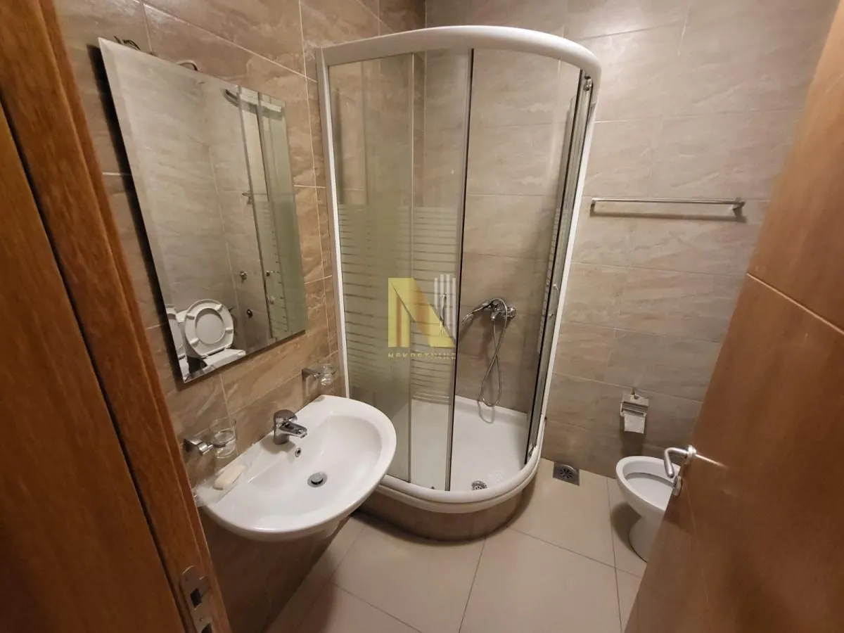 Izdavanje, jednosoban stan, 38m², Sajmište, Novi Sad