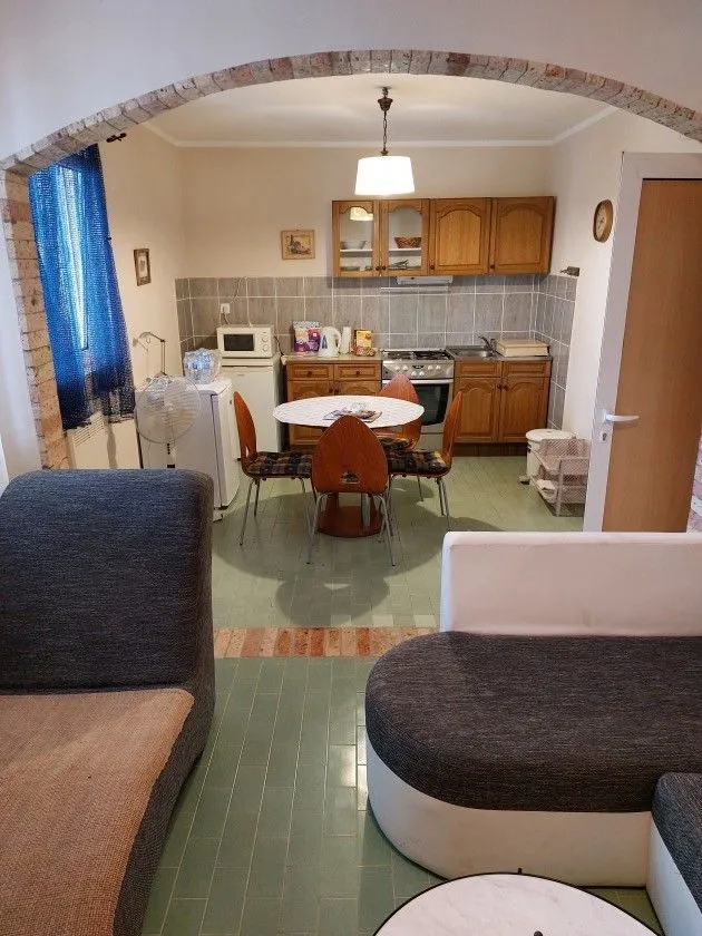 Prodaja, stan, 100m², Tivat, Crna Gora