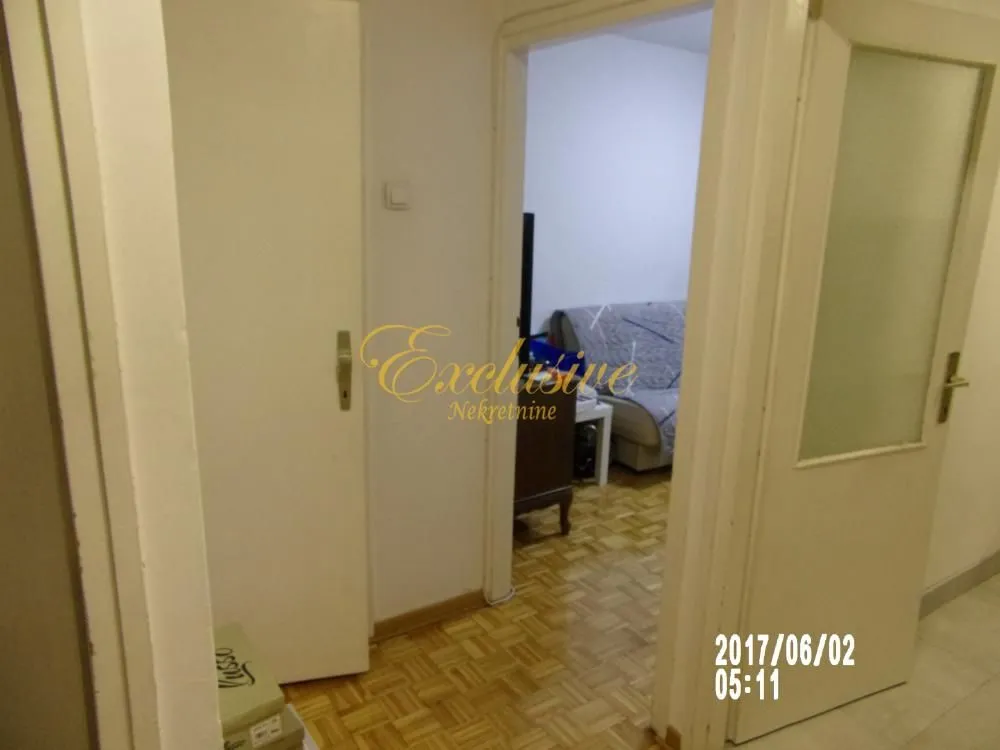 Prodaja, trosoban stan, 72m², Čukarica, Beograd