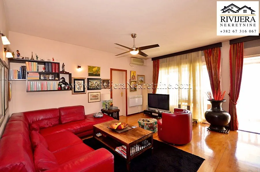 Prodaja, trosoban stan, 95m², Topla, Herceg Novi