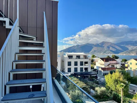 Prodaja, stan, 147m², Tivat, Crna Gora - image 2