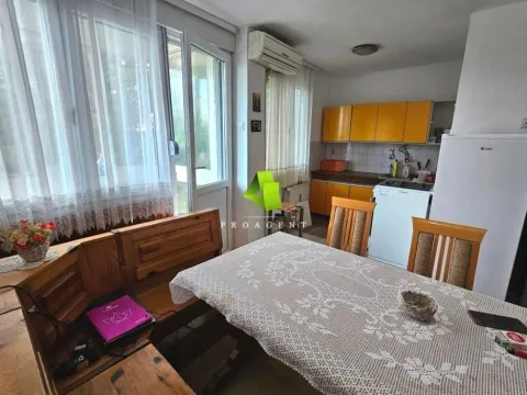 Rent, two bedroom apartment, 51m², Medijana, Niš - image 10