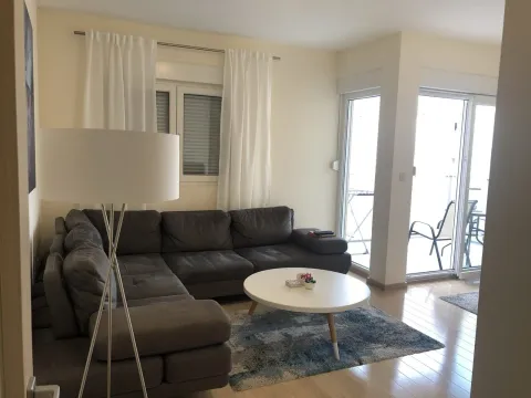 Prodaja, jednosoban stan, 54m², City Kvart, Podgorica - image 4