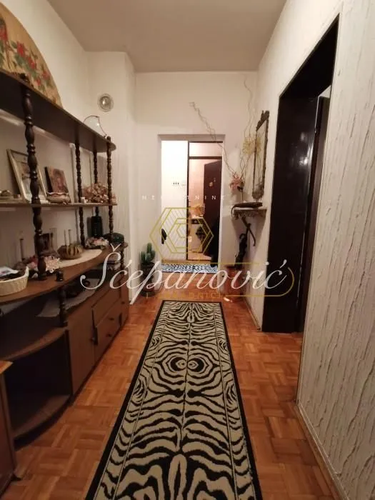 Prodaja, dvosoban stan, 64m², Šonsi, Novi Sad Sve Podlokacije