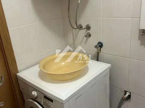 Rent, one bedroom apartment, 32m², Rotkvarija, Novi Sad Sve Podlokacije - image 8