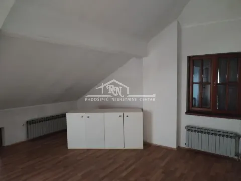 Izdavanje, dvosoban stan, 80m², Vračar Sve Podlokacije, Beograd - image 6