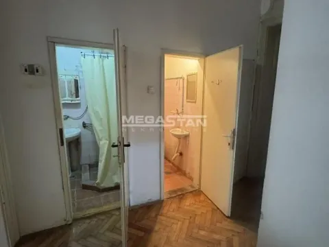 Prodaja, kuća, 312m², Centar, Pančevo - image 10