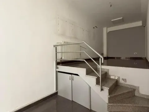 Rent, office space, 144m², Južni Bulevar, Vračar Sve Podlokacije - image 8