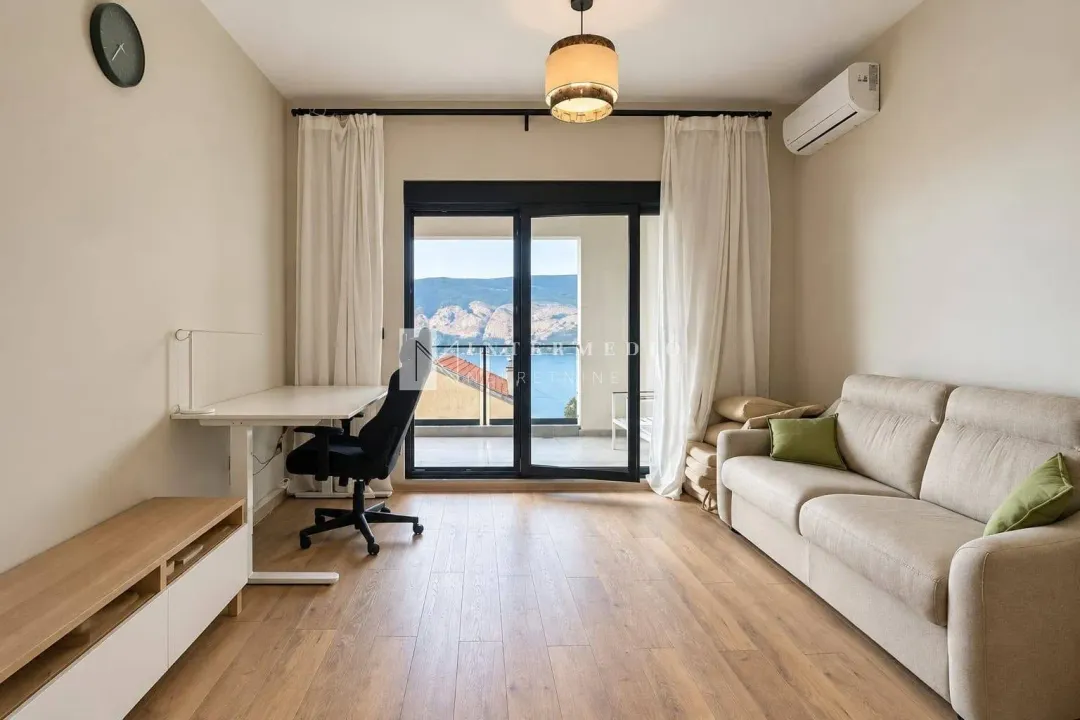Sale, one bedroom apartment, 60m², Topla, Herceg Novi