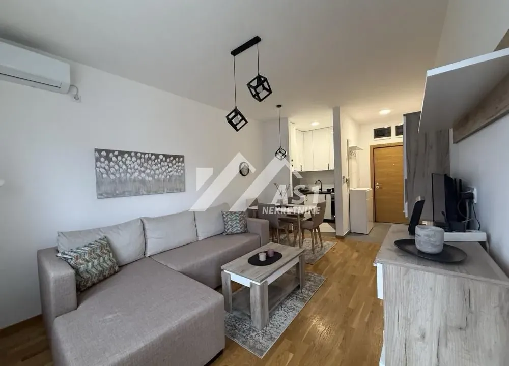 Rent, one bedroom apartment, 37m², Adamovićevo Naselje, Novi Sad Sve Podlokacije