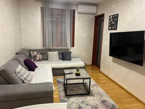 Sale, two bedroom apartment, 56m², Pobrežje, Podgorica