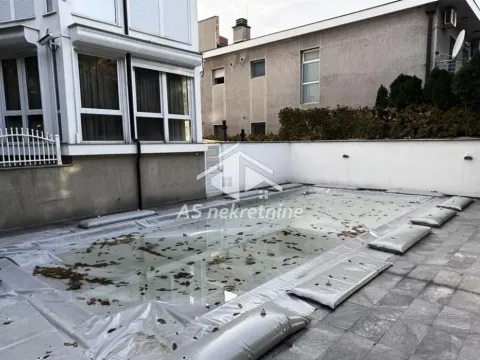 Izdavanje, stan, 220m², Senjak, Beograd - image 36