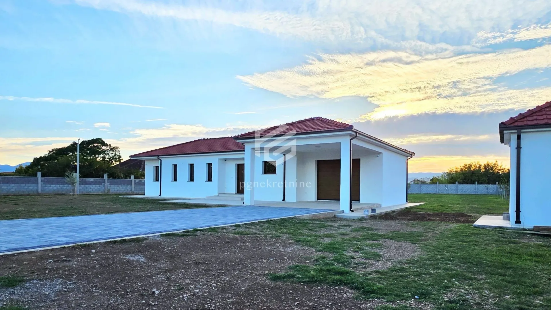 Izdavanje, kuća, 190m², Golubac, Srbija