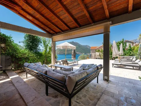 Sale, house, 258m², Perast, Kotor - image 11
