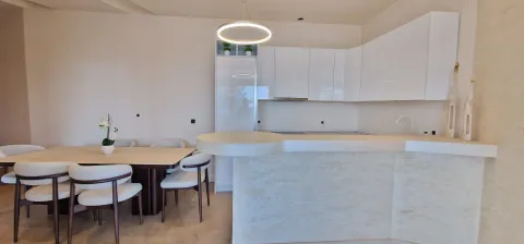 Izdavanje, dvosoban stan, 112m², Budva, Crna Gora - image 25