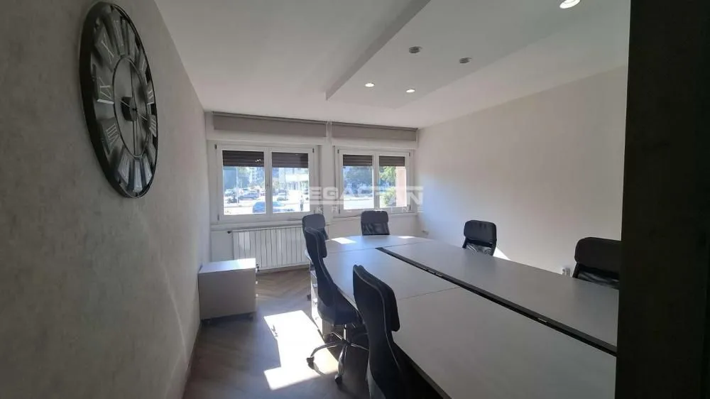 Rent, office space, 61m², Novi Beograd Sve Podlokacije, Beograd
