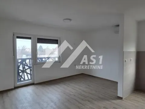 Izdavanje, trosoban stan, 62m², Veternik, Novi Sad Sve Podlokacije - image 1