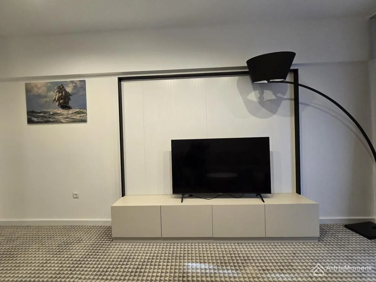 Prodaja, jednosoban stan, 74m², Centar, Budva