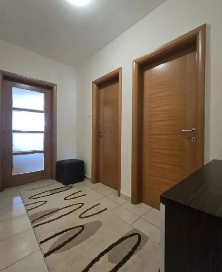 Rent, three bedroom apartment, 82m², Blok 6, Podgorica