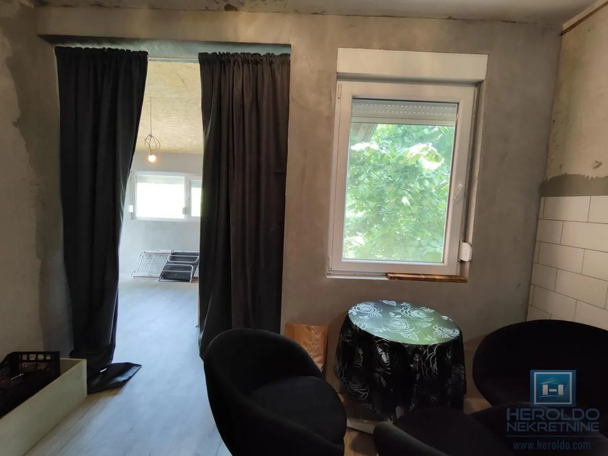 Prodaja, kuća, 76m², Dragocvet, Jagodina