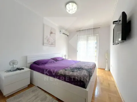 Rent, two bedroom apartment, 73m², Stari Aerodrom, Podgorica - image 7