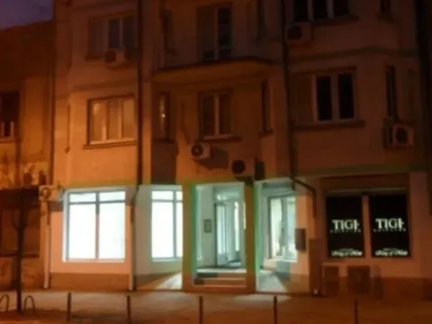 Sale, office space, 124m², Novi Sad, Srbija - image 2