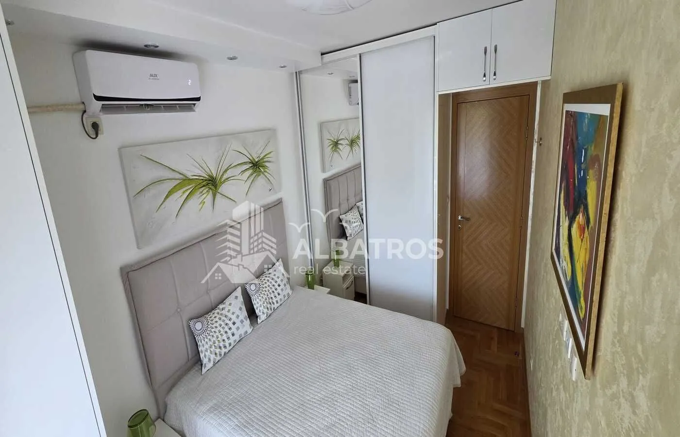 Izdavanje, jednosoban stan, 47m², Centar, Bar