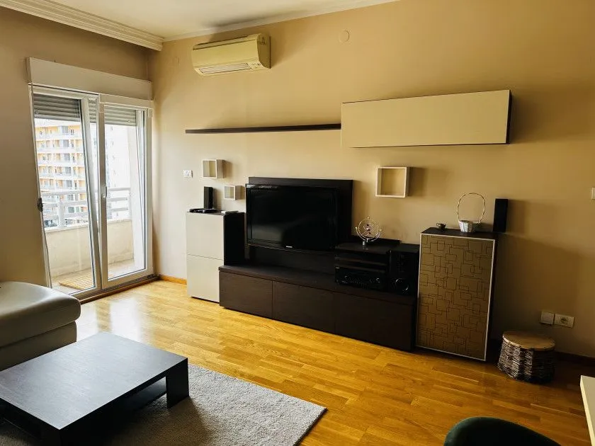 Prodaja, jednosoban stan, 51m², City Kvart, Podgorica