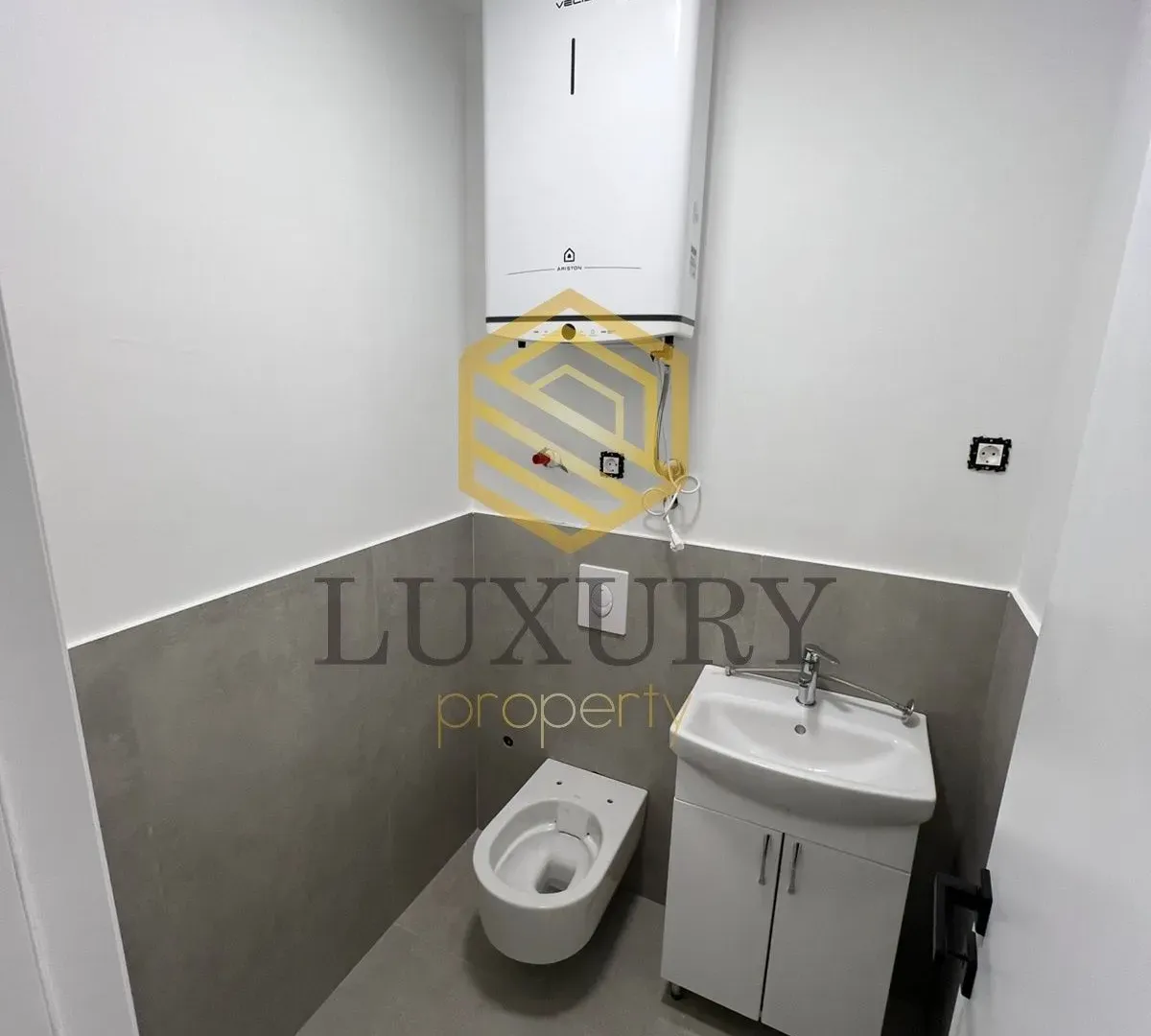 Rent, office space, 95m², City Kvart, Podgorica