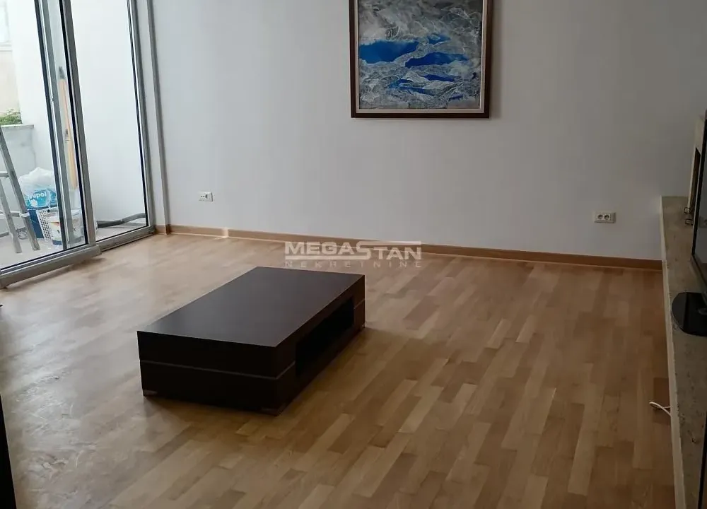 Prodaja, četvorosoban stan, 105m², Vračar Sve Podlokacije, Beograd