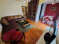 Izdavanje, dvosoban stan, 74m², Stari Aerodrom, Podgorica - image 1