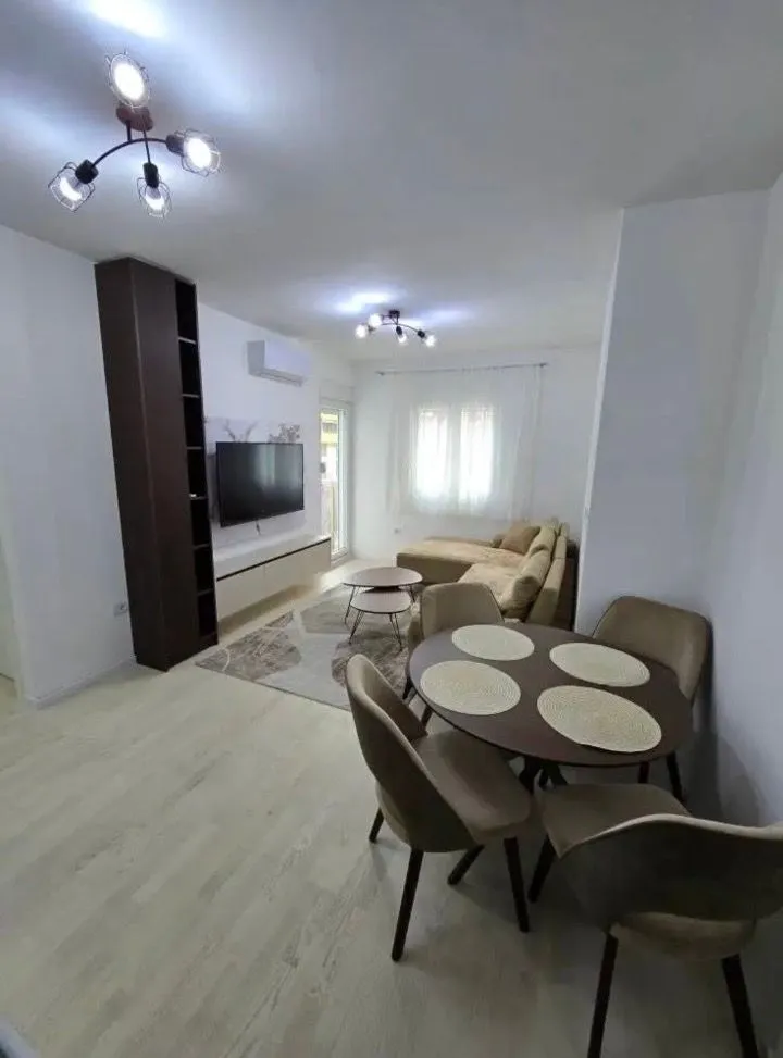 Rent, one bedroom apartment, 40m², City Kvart, Podgorica