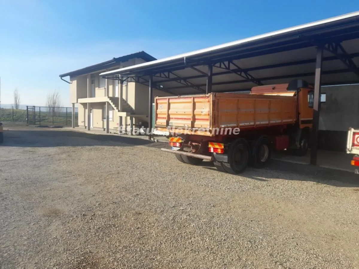 Rent, office space, 528m², Rumenka, Novi Sad Sve Podlokacije