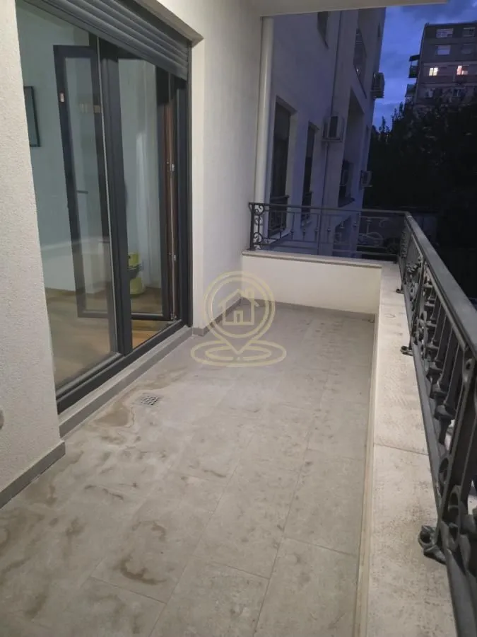 Rent, three bedroom apartment, 72m², Južni Bulevar, Vračar Sve Podlokacije