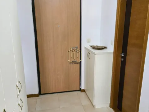 Izdavanje, dvosoban stan, 70m², Stari Aerodrom, Podgorica - image 7