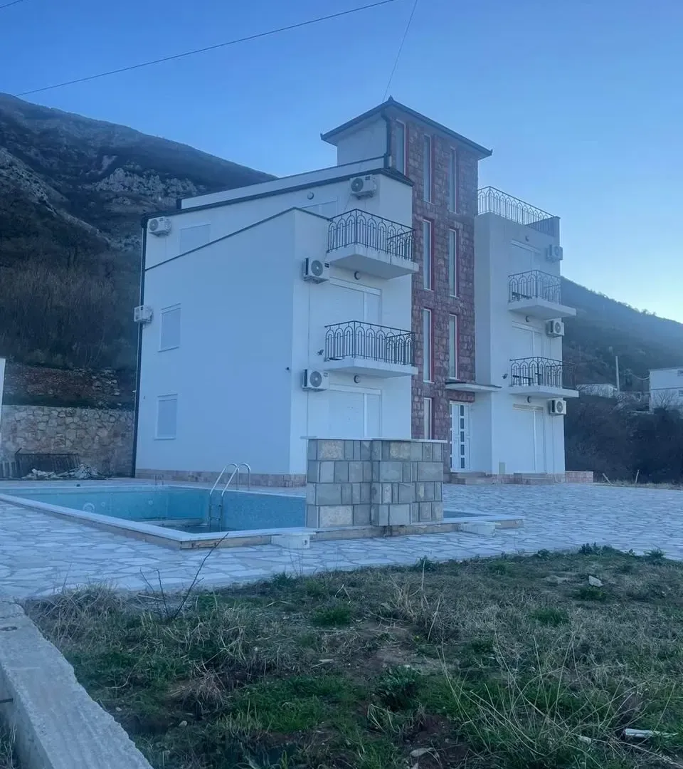 Prodaja, kuća, 360m², Sutomore, Bar