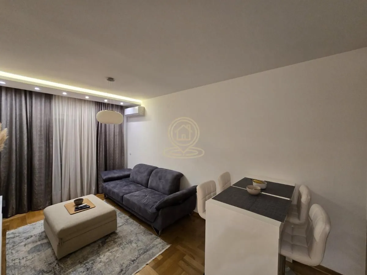 Rent, two bedroom apartment, 47m², Zemun Gornji Grad, Zemun Sve Podlokacije