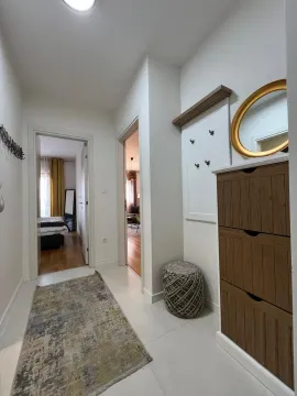 Izdavanje, jednosoban stan, 49m², Central Point, Podgorica - image 12