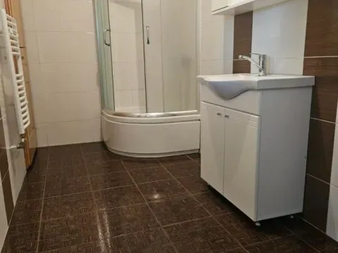 Izdavanje, stan, 100m², Veternik, Novi Sad Sve Podlokacije - image 19