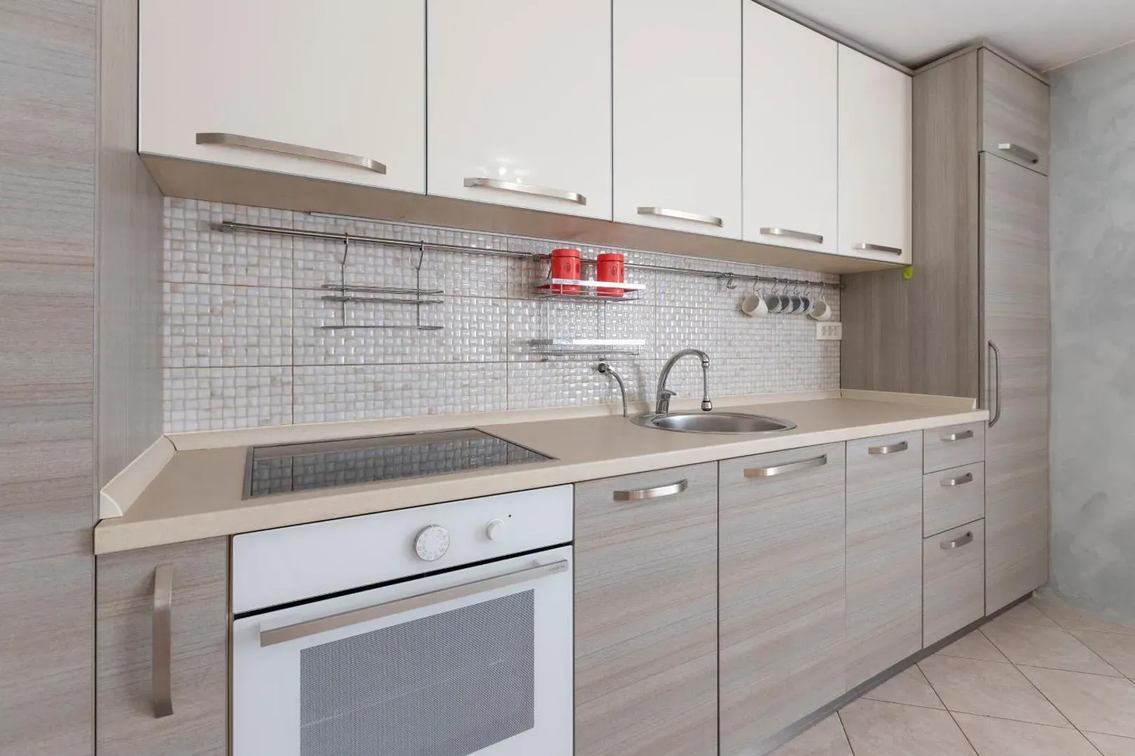 Rent, two bedroom apartment, 70m², Dumidran, Tivat