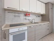 Izdavanje, dvosoban stan, 70m², Dumidran, Tivat - image 14