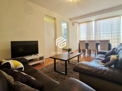 Rent, two bedroom apartment, 67m², Stara Varoš, Podgorica - image 3