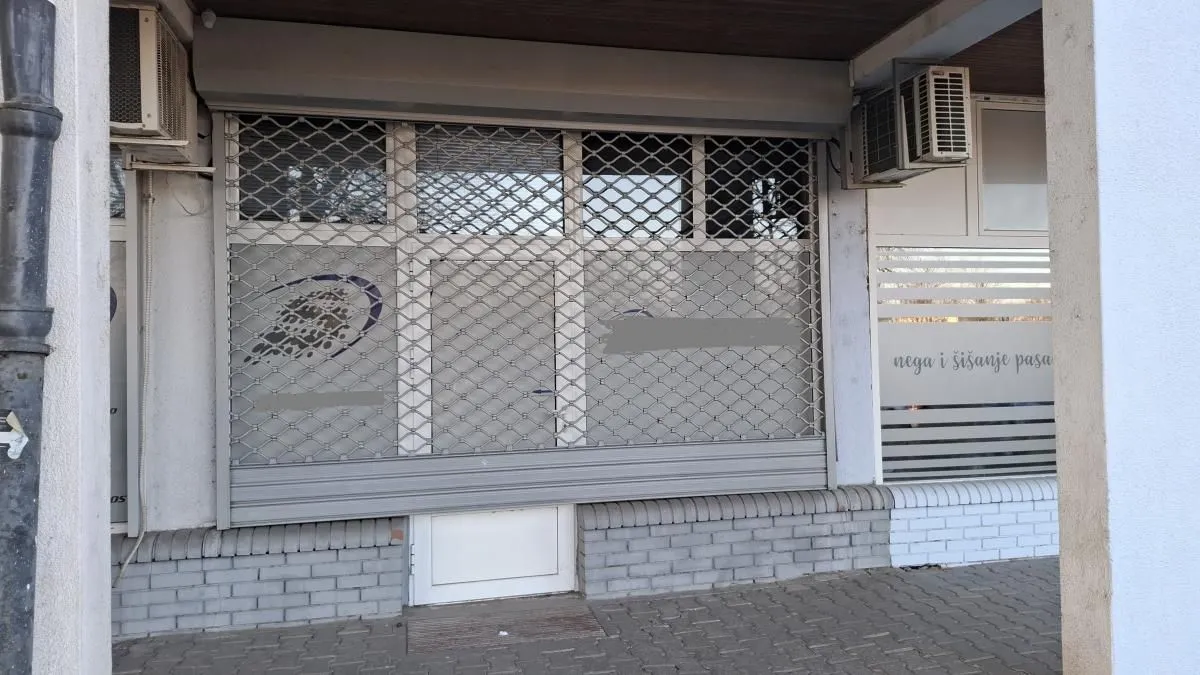 Izdavanje, poslovni prostor, 36m², Novo naselje, Novi Sad