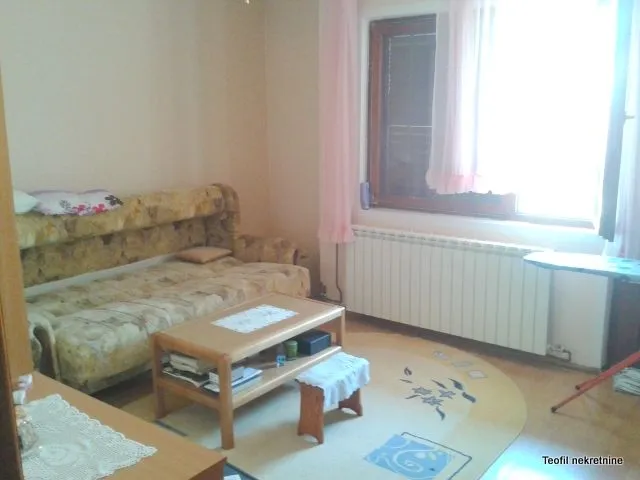 Prodaja, kuća, 340m², Nova Pazova, Stara Pazova