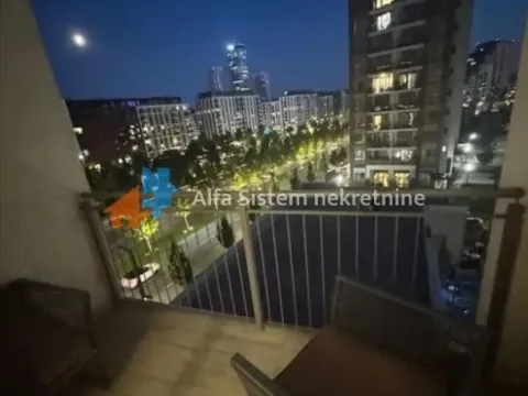 Izdavanje, trosoban stan, 81m², Savski Venac, Beograd - image 9