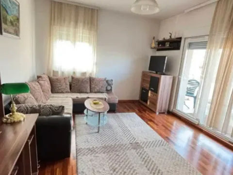 Izdavanje, jednosoban stan, 50m2, City Kvart, Podgorica Izdavanje, jednosoban stan, 50m2, City Kvart, Podgorica