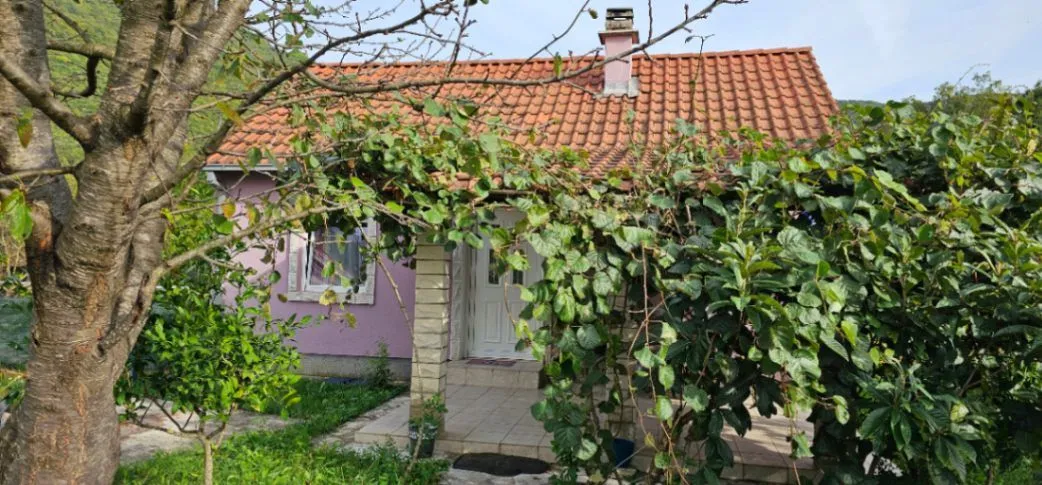 Rent, house, 76m², Kuti, Herceg Novi
